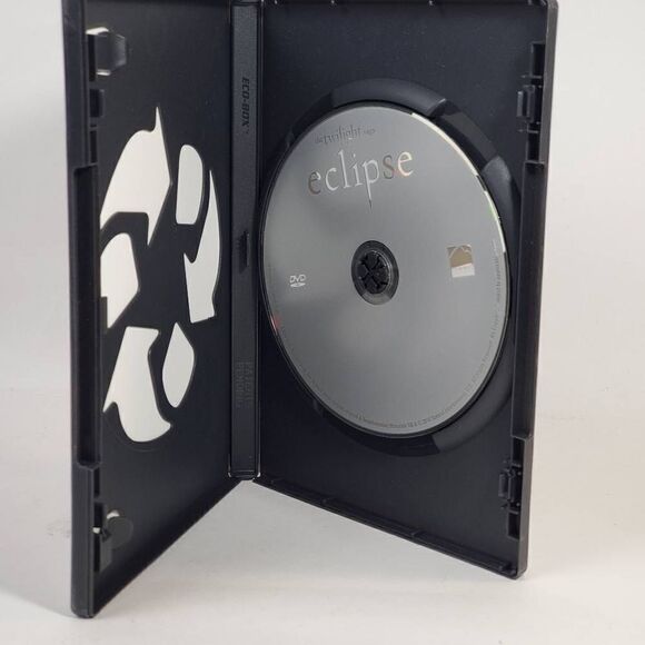 The Twilight Saga: Eclipse (2010 Film) [DVD] - Picture 2 of 3